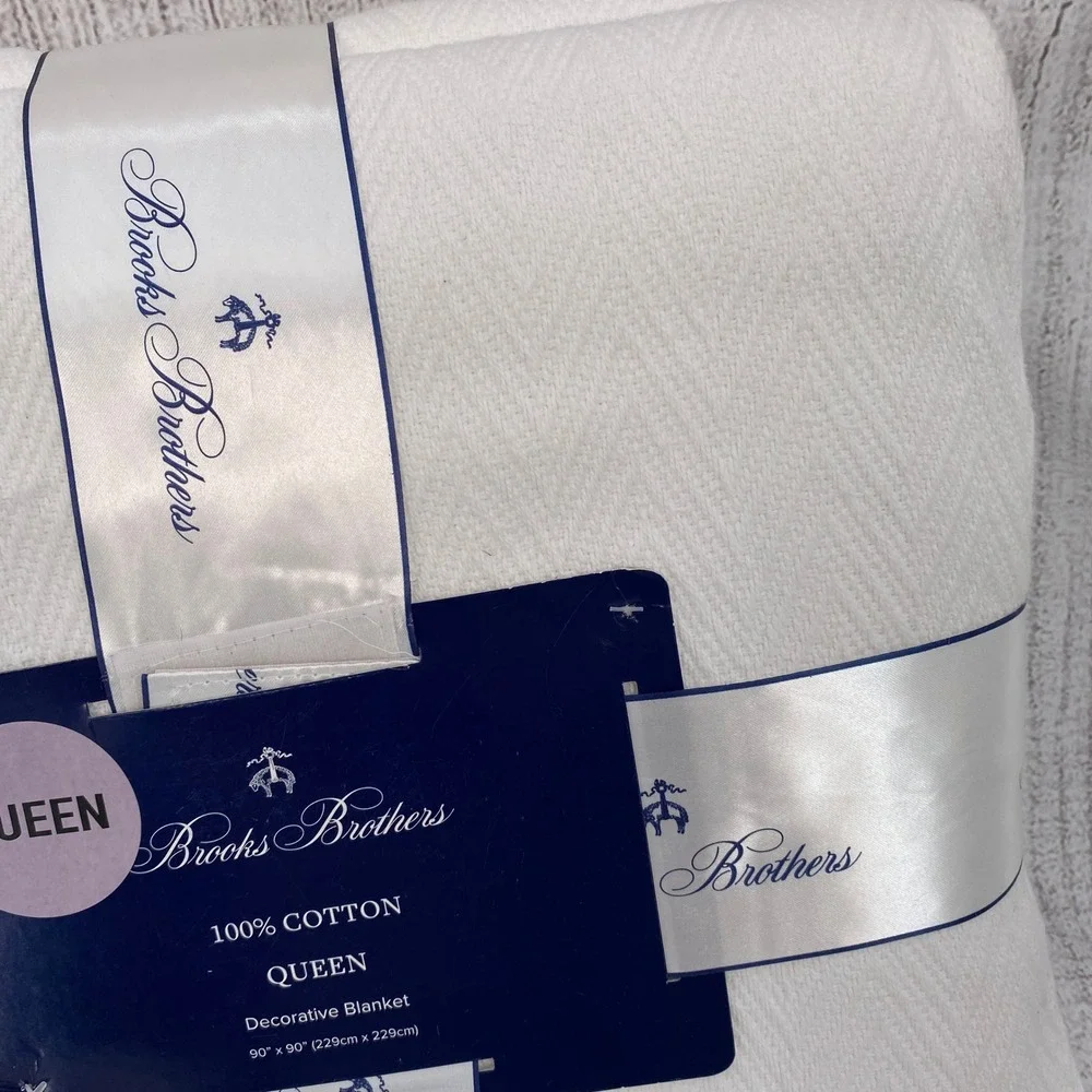 Brooks Brothers Cotton Blanket Queen White Herringbone Weave Crisp Classic